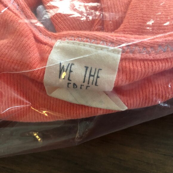 Free People We the Free Star Henley Top Coral Small NWT - Picture 3 of 6